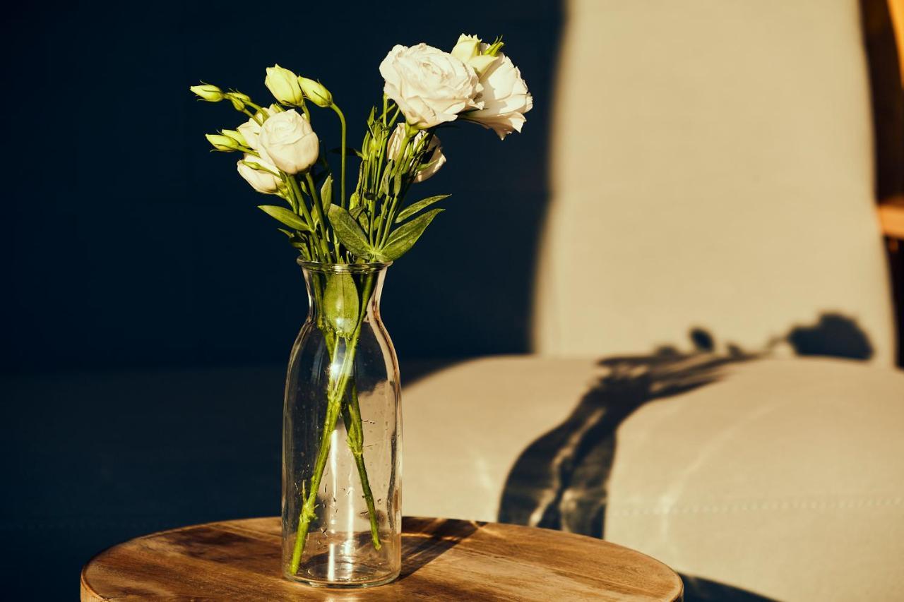New Port - Premium Floating Aparthotel Krakow Bagian luar foto
